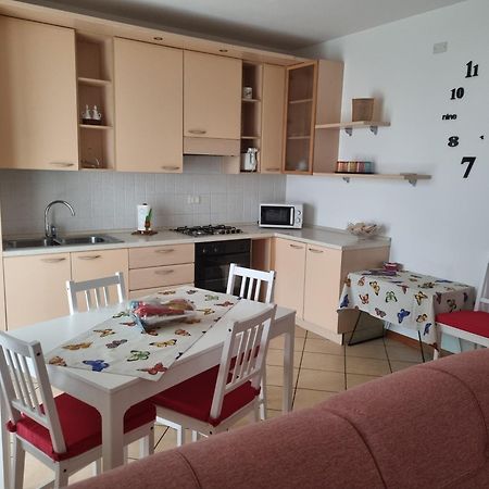 Casa Angela Apartment Colà Екстериор снимка
