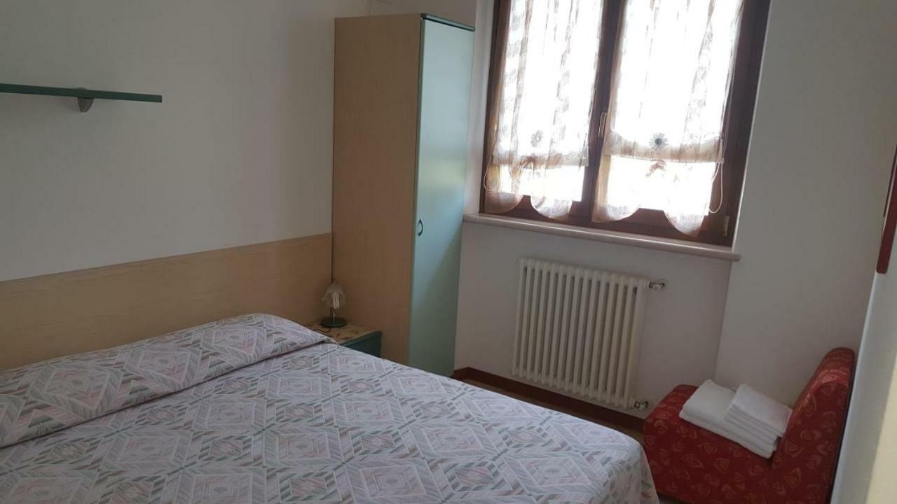 Casa Angela Apartment Colà Екстериор снимка