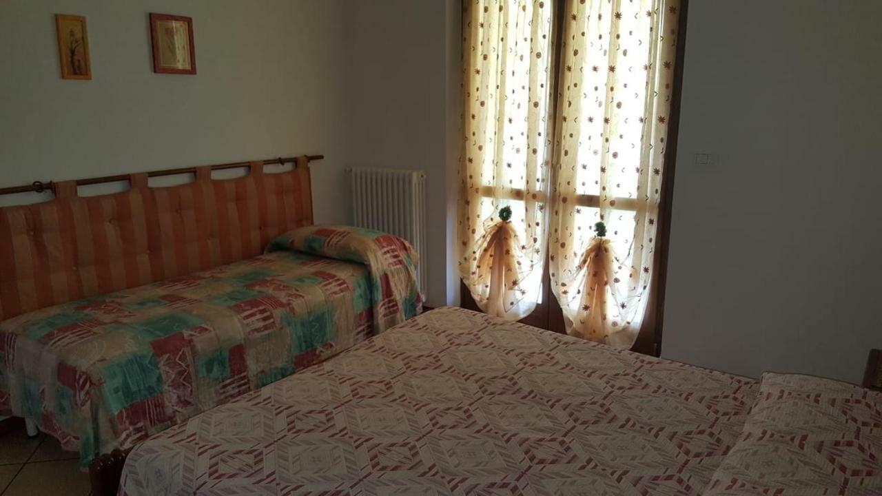Casa Angela Apartment Colà Екстериор снимка