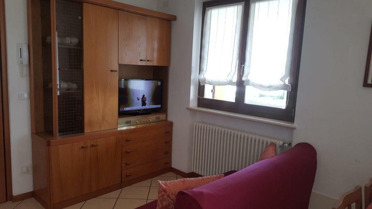 Casa Angela Apartment Colà Екстериор снимка